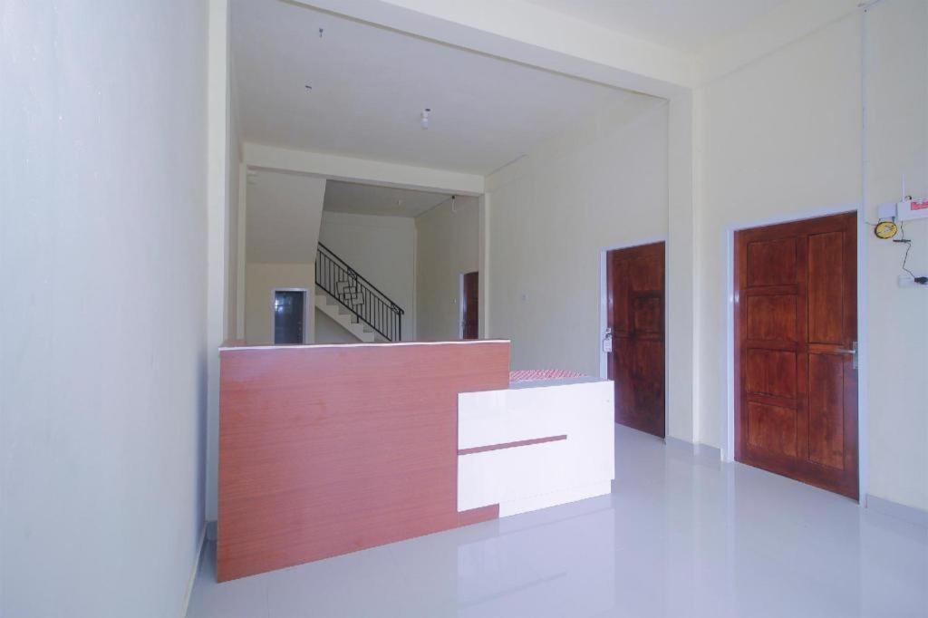 Oyo 2555 Diva Residen Syariah Hotel Jambi Eksteriør billede